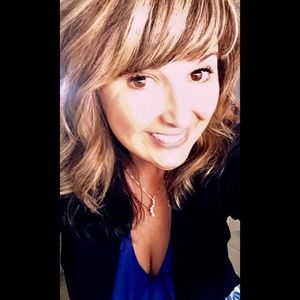 Meet your Posher, Wendy